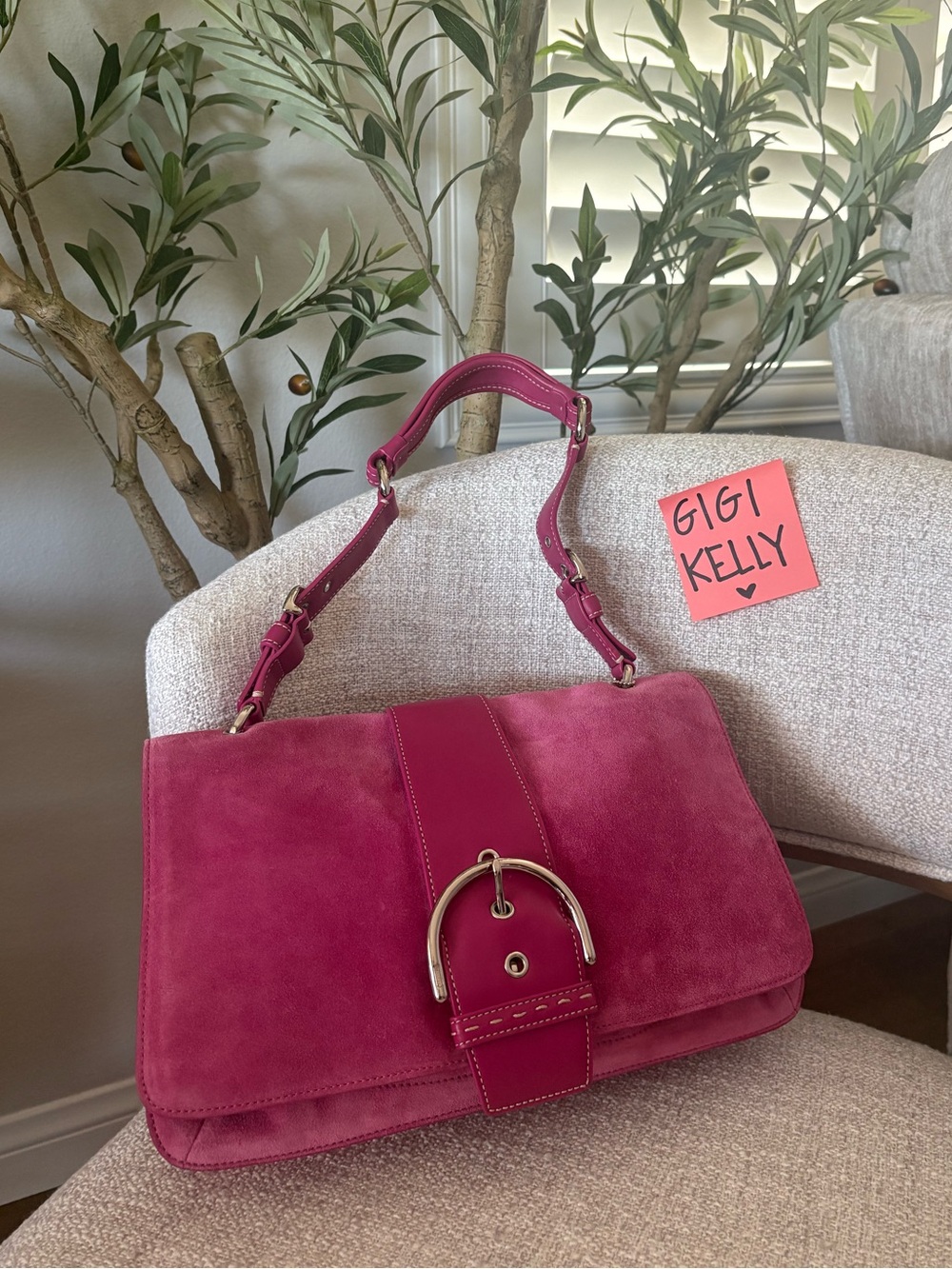 Rare Coach Soho 9664 Pink Suede Shoulder Bag Vintage Y2K Silver Buckle